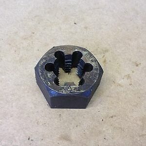 Triangle Brand 7/8" x 9 Tpi BSW Whitworth 1.67" Across Flats Die Nut In Wax (v)